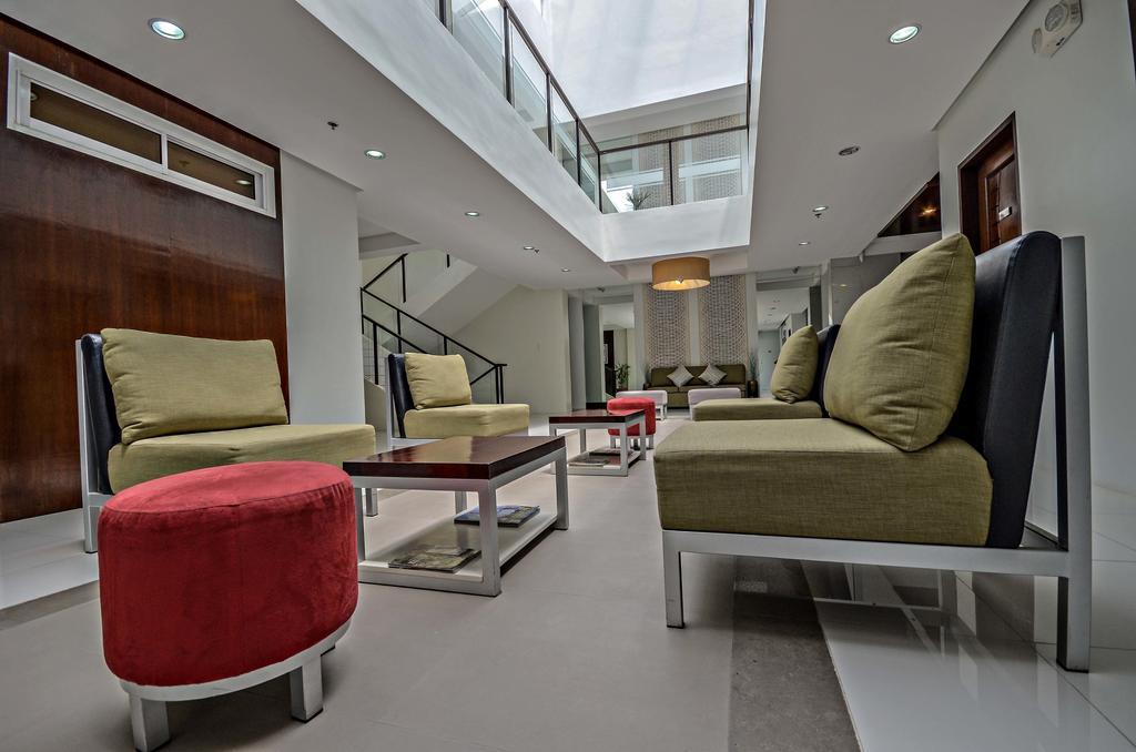 Empire Suites Hotel Пуэрто-Принцеса Экстерьер фото