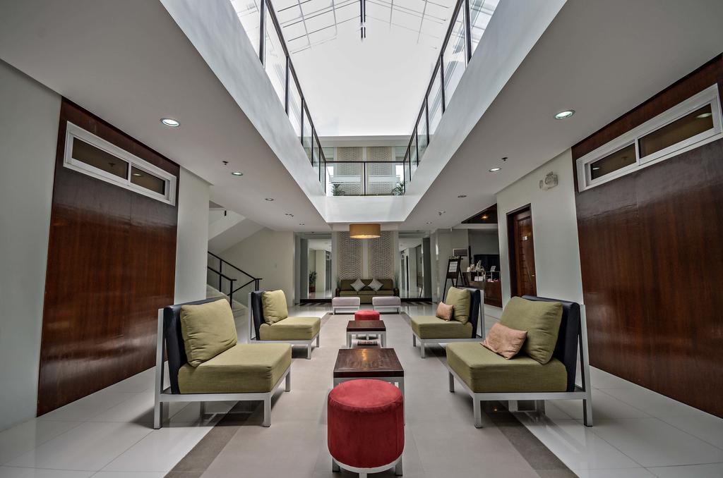 Empire Suites Hotel Пуэрто-Принцеса Экстерьер фото