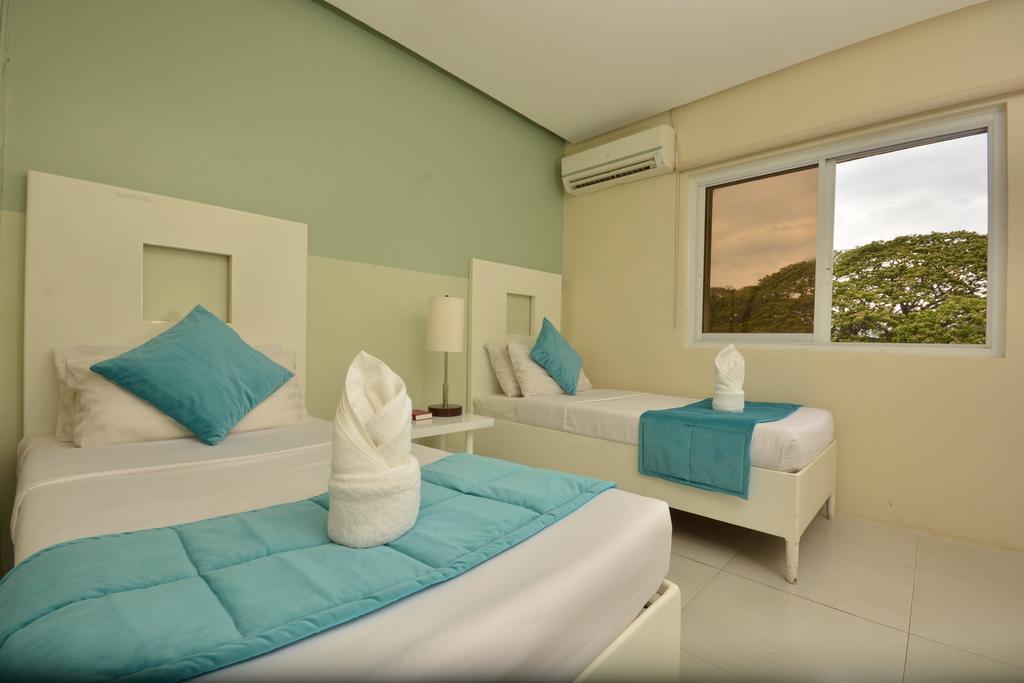Empire Suites Hotel Пуэрто-Принцеса Экстерьер фото